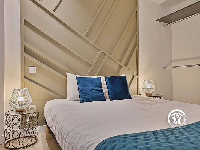 APPART N°1, PARKING ET TERRASSE, CROSSARDIÈRE