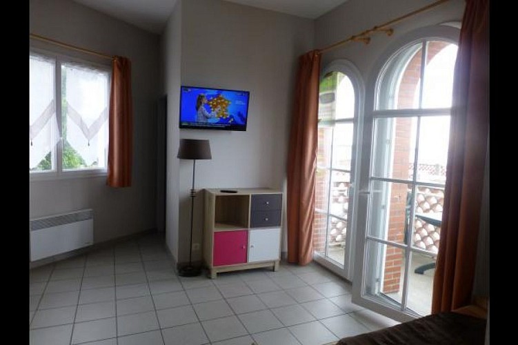 Appartement 43 m² 3 *** avec balcon vue sur mer dans résidence avec piscine