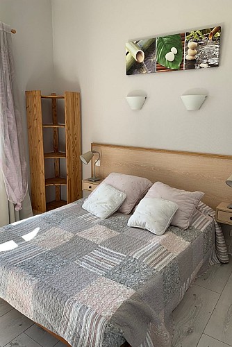 Appartement 43 m² 3 *** avec balcon vue sur mer dans résidence avec piscine