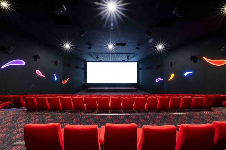 Pathé.Docks.Vauban.S12.BD-002