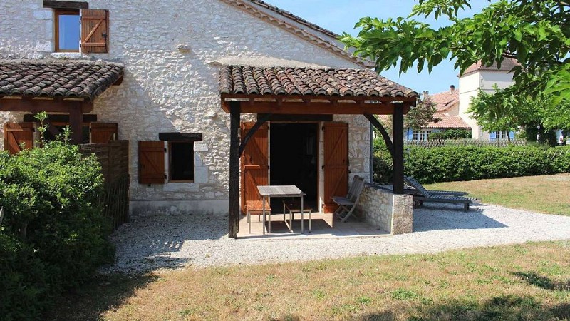 HLOAQU047FS003I2_grande12