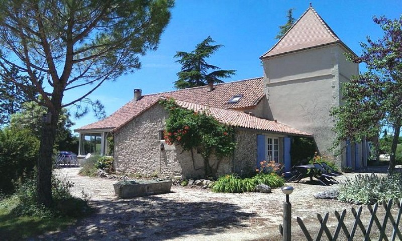 HLOAQU047FS003I9_extérieur