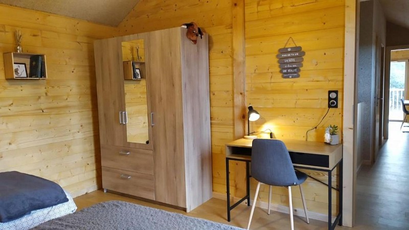 Seconde chambre à l'étage.