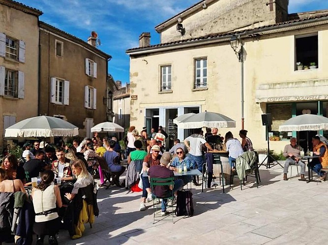 C du vin terrasse été