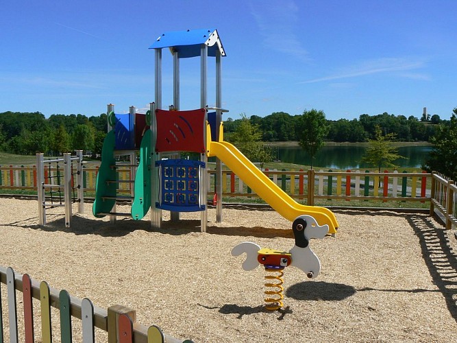 lac du gabas Lourenties aire de jeu