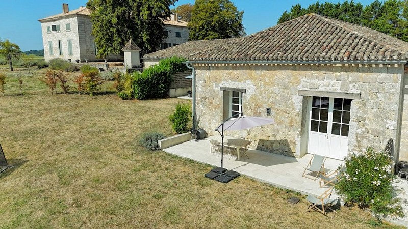 saint colomb de lauzun-ostau-terrasse