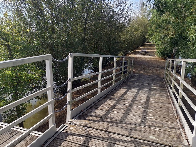 Descente à bateau, Les 5 Abbés