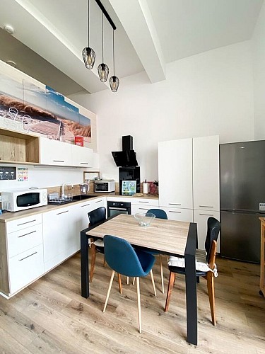 Appartement dans résidence avec jardin, belle terrasse et piscine collective