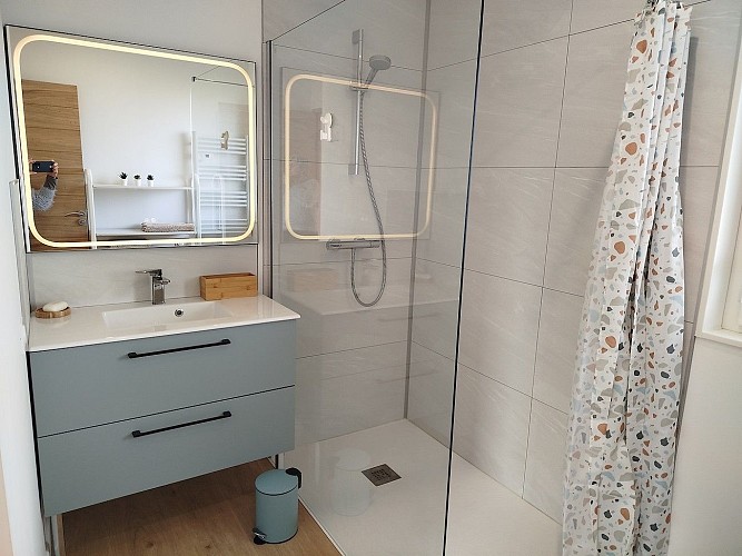 courlay-gite-des-peupliers-salle-de-bain