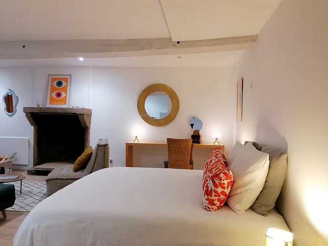 saint-amand-sur-sevre-le-petit-gite-du-fou-espace-nuit