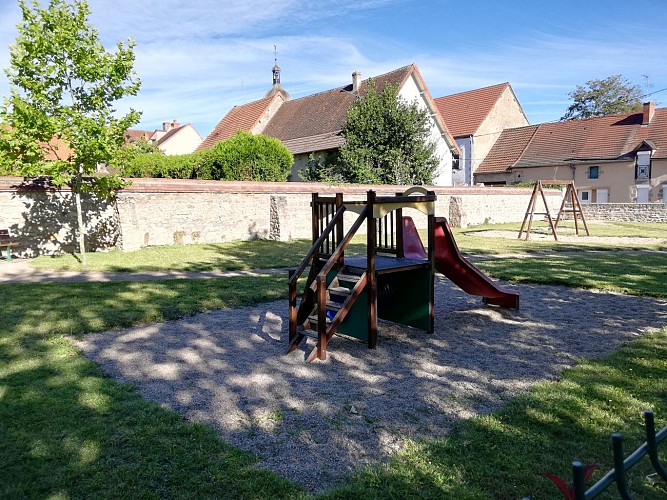 Aire d'accueil et de services de Montmarault