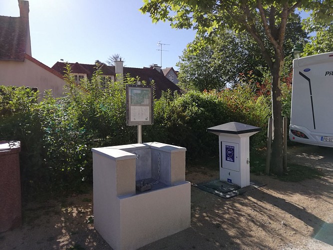 Aire d'accueil et de services de Montmarault