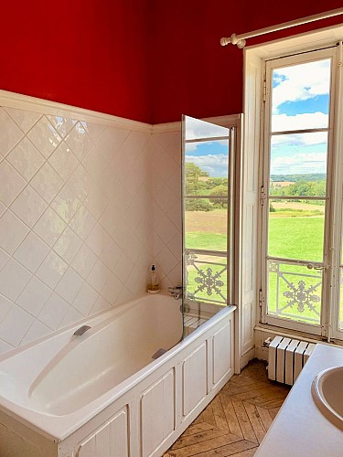 7dccb835-1ab2-42a8-8d65-c3a2f741591c