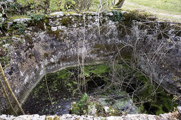 Citerne agricole à ciel ouvert