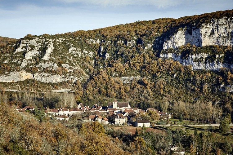 Une abbaye et son village