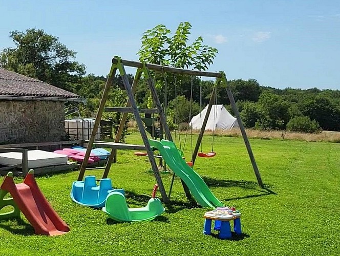 Birac - Domaine Toutet - grand gîte (7)