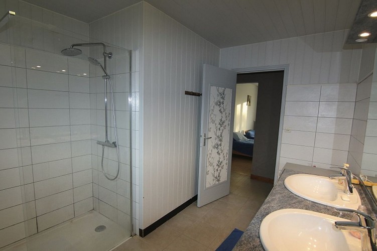 HLO-BLF-Les_Jacinthes_SDB-20211222®Menigault-580