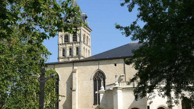 Basilique-Saint-Seurin-Sophie-Duboscq