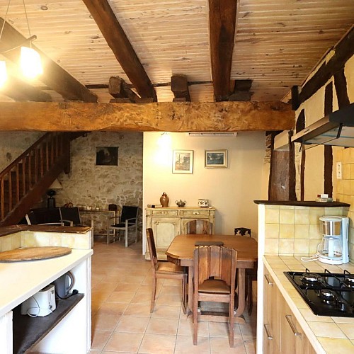 HLOAQU047V50KQH5-PUYMIROL-RelaisSuzanne-photo