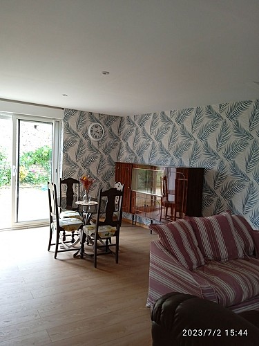 Salon - gîte Chez Patrick et Brigitte - Sauzé-Vaussais