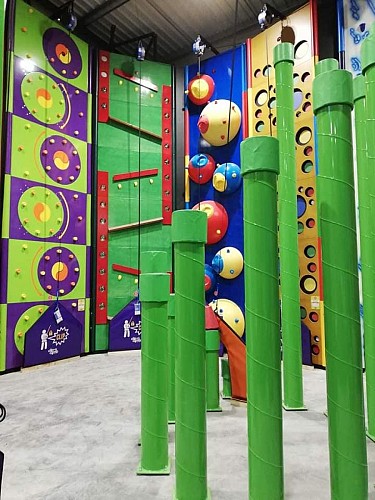 LES GRANDS CASTORS - murs escalades ludiques pistes et parcours