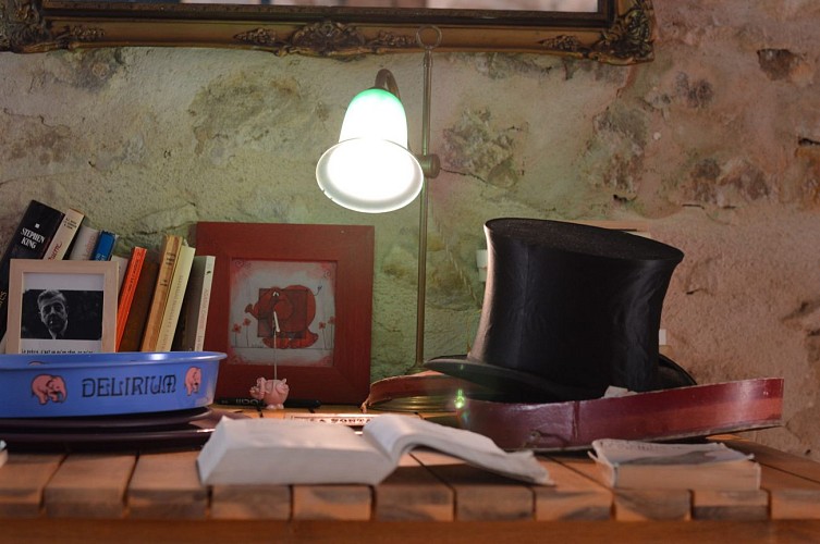 L'Ailé Fan Rose intérieur