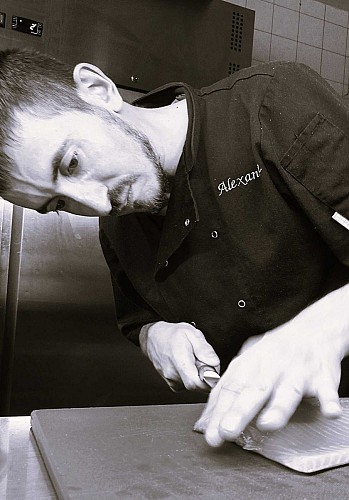 chef de RESTAURANT À CHAPELLE-DES-BOIS   