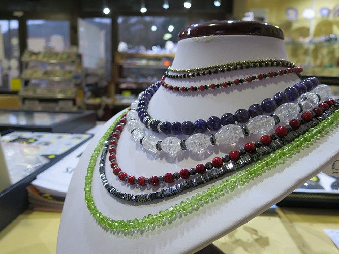 Terrae Genesis - centre de géologie et minéralogie