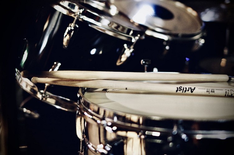 L'ABREWOIR - BAR/RESTAURANT/CONCERTS