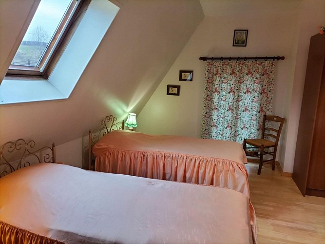 chambre deux lits héron