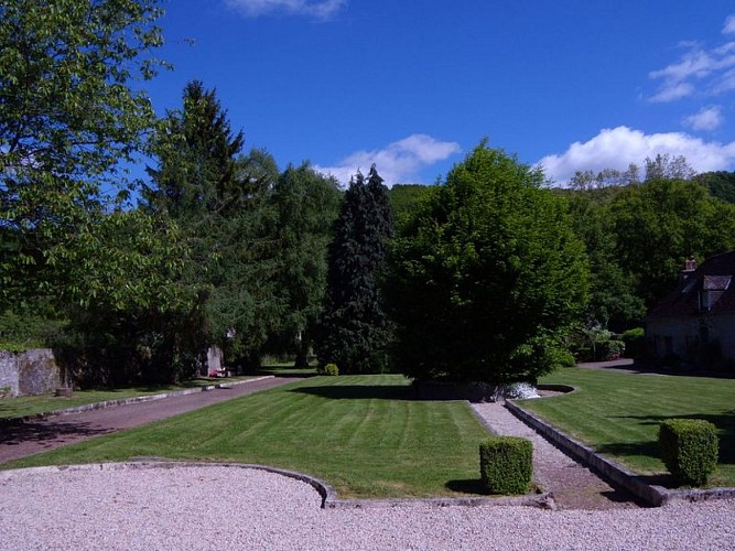 L-Orangerie-jardin-chambre-la-foret-auvray