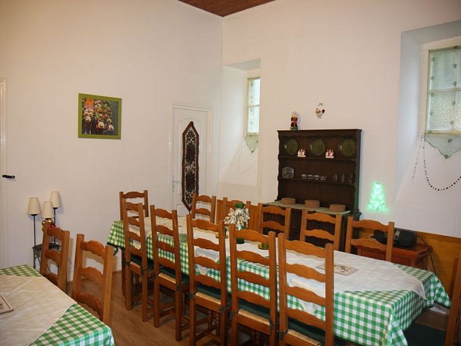 l-Orangerie-La-Foret-Auvray