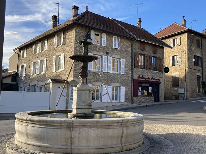 Saint-Marcel-Bel-Accueil