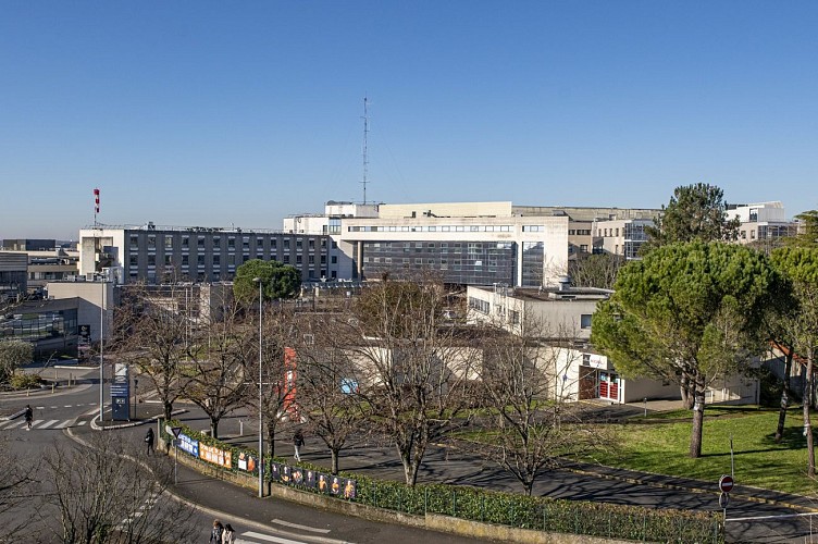 40 Rue Charles de Gaulle Niort