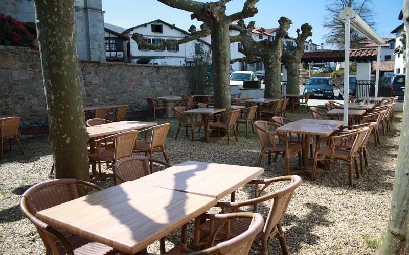 Asc_hoteldelarhune_terrasse