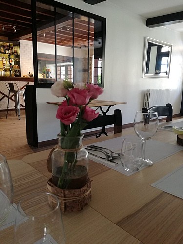 36978124_476366656155108_7610418251620679680_n