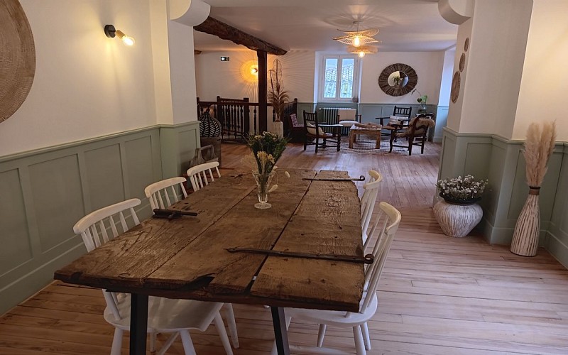 Clementenia-salle pdj