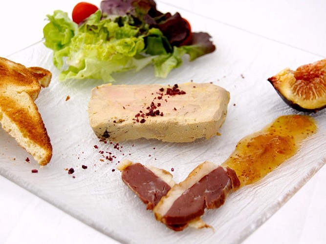 Logis Hôtel Crêtes de Pignols