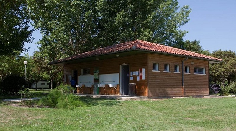 Camping del centro de ocio Tarn y Garona