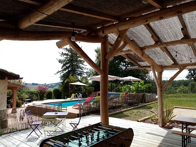 La maison de hobbit - Colline de boutiès
