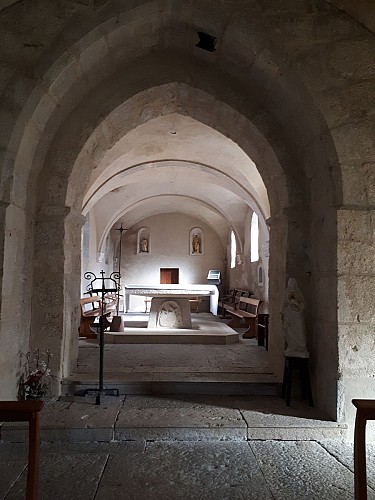 Eglise Saint-Antoine et son Sully