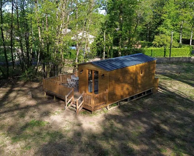 Screenshot 2025-03-19 at 12-23-00 Hébergement Insolite Roulotte Bois en Dordogne (24) - St-Estèphe