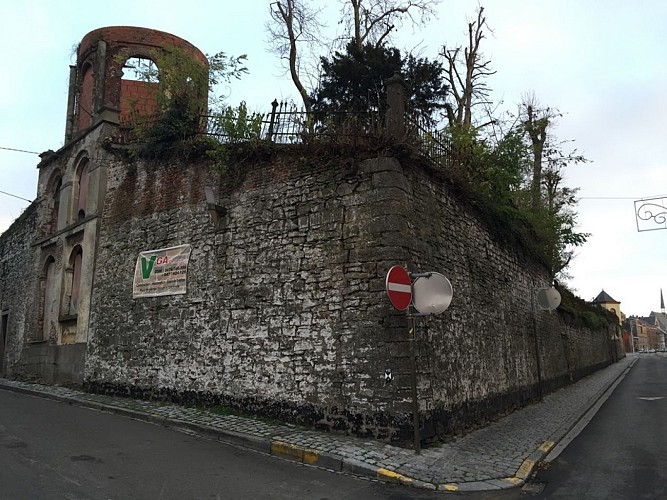 Les vestiges des fortifications