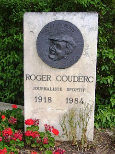 Stèle Roger Couderc