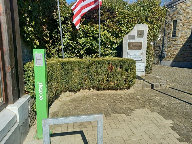 BornerechargeveloSIHouffa