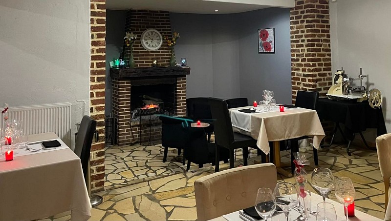 intérieur-salle-unico-coté-jardin