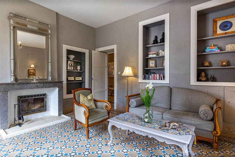 france-seguinet-manoir-cottage-livingroom