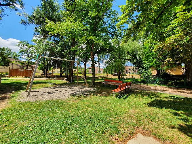 Aire de jeux de Castéra-Verduzan