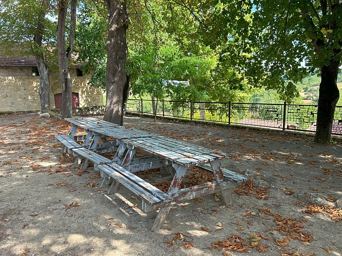 Aire de pique-nique de Lavardens