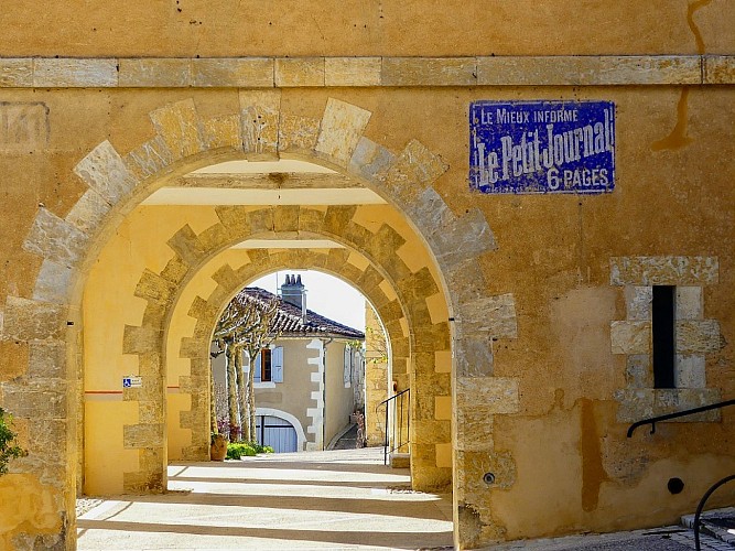 Village de Lavardens